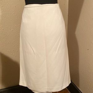 Womens white knee length skirt. Size 16